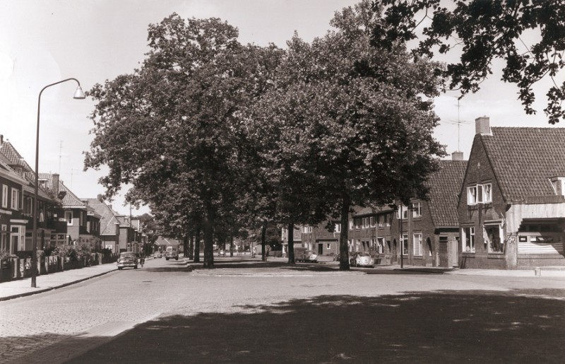 Laaressingel 113-119 met Asterstraat.jpg