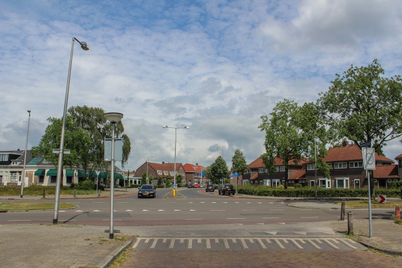 Schouwinkstraat 2 hoek Laaressingel. links De Kachel.jpg