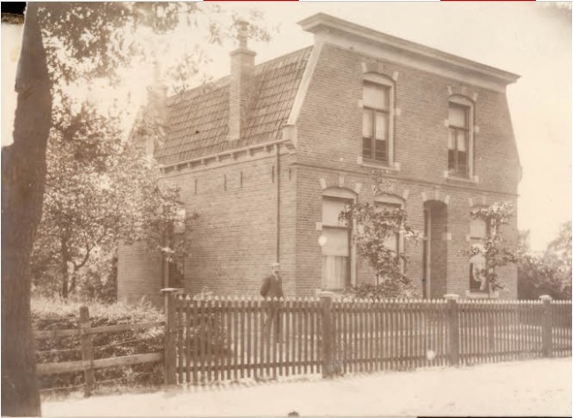 Haaksbergerstraat 175 Woonhuis familie Bernard Spiele en Wolterdina Docter 1902.jpg