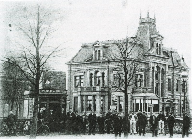 Molenstraat 1 hoek Hengelosestraat hoek Deurningerstraat en Molenstraat villa Kleiboer.jpg