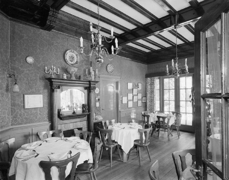 Holterhofweg interieur Huize Holterhof.jpg