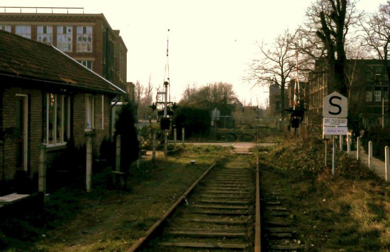 Goolkatenweg spoorweg.jpg