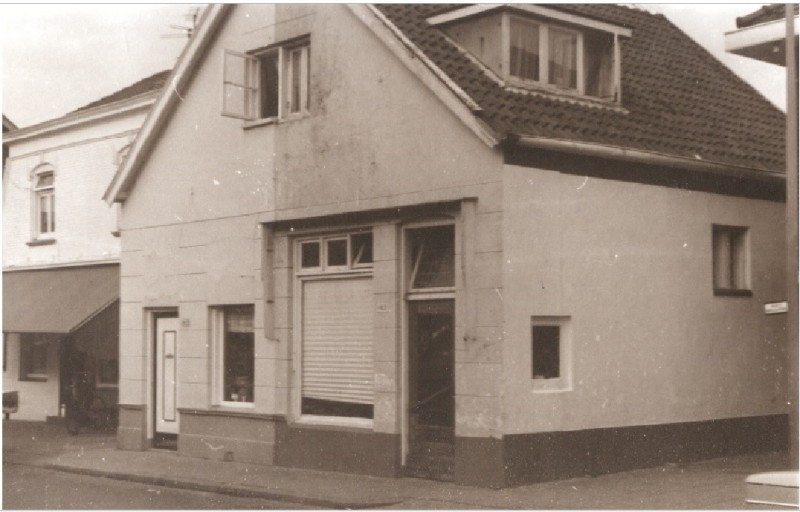 Brinkstraat 163-165 foto 1967.jpg