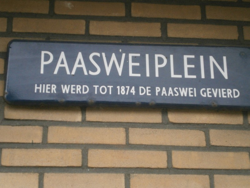 Paasweiplein straatnaambord.JPG