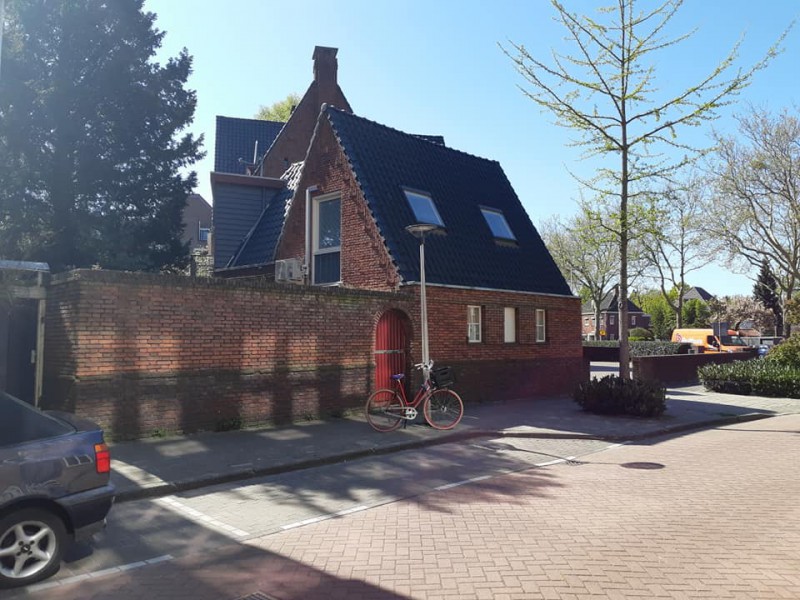 Van der Capellenstraat hoek Boddenkampsingel 76 Advocatenkantoor Dijks Leijssen.jpg