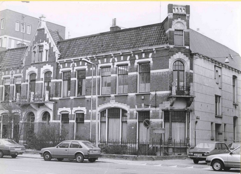 Molenstraat 30 Hoek Kloosterstraat; dep. dienst Openbare Werken 1983.jpg