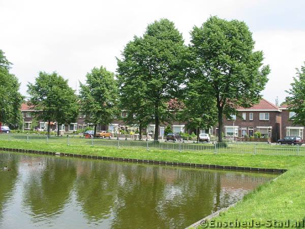 Transvaalplein vijver Dolphia..jpg