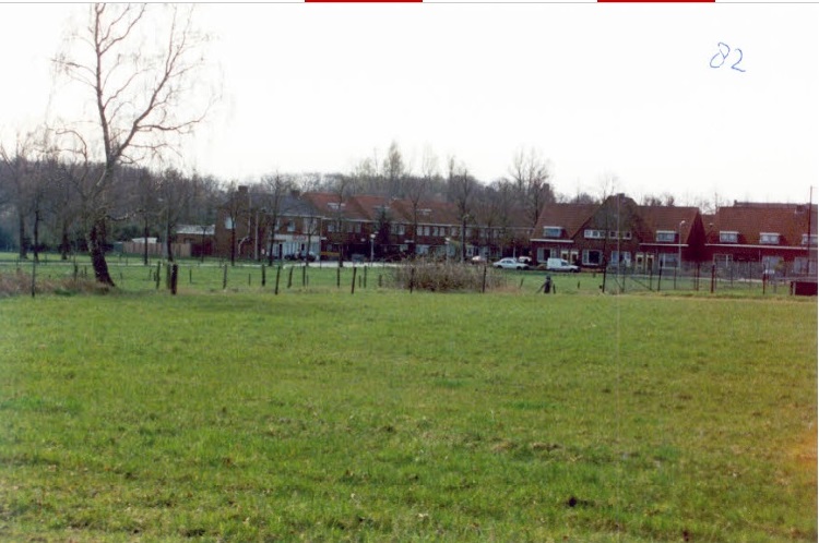 Slankweg bebouwing ESMARKE. Woningen Dolphia gezien vanaf de Herfstweg.jpg