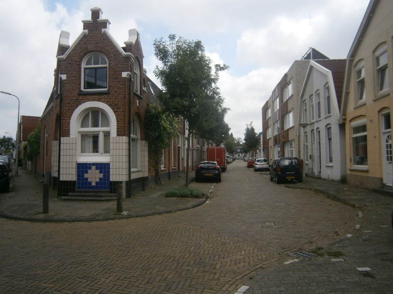 Gronausevoetpad hoek Esstraat.JPG