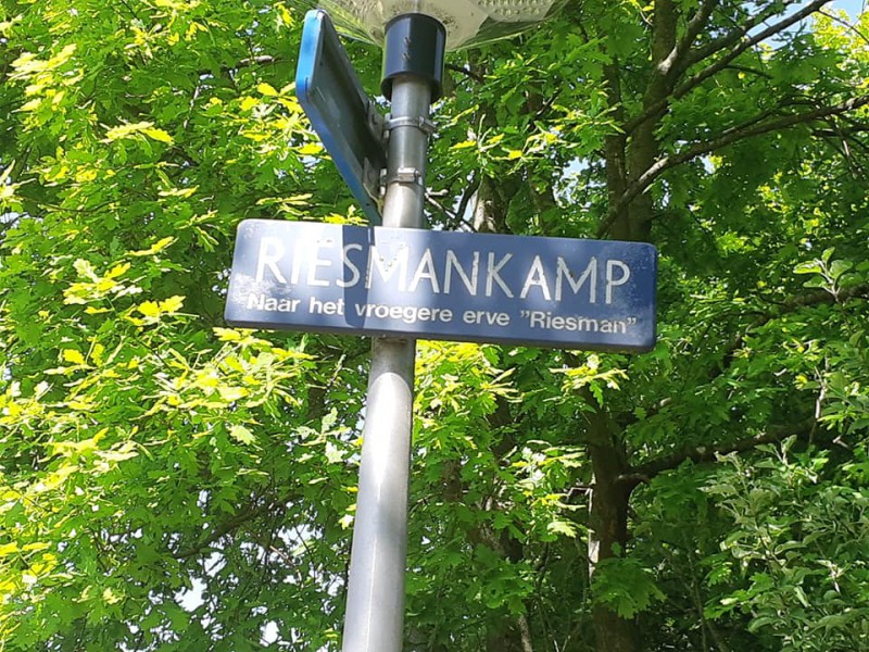 Riesmankamp straatnaambord.jpg