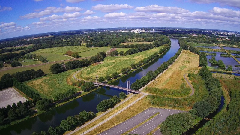 fietsbrug kanaal.jpg