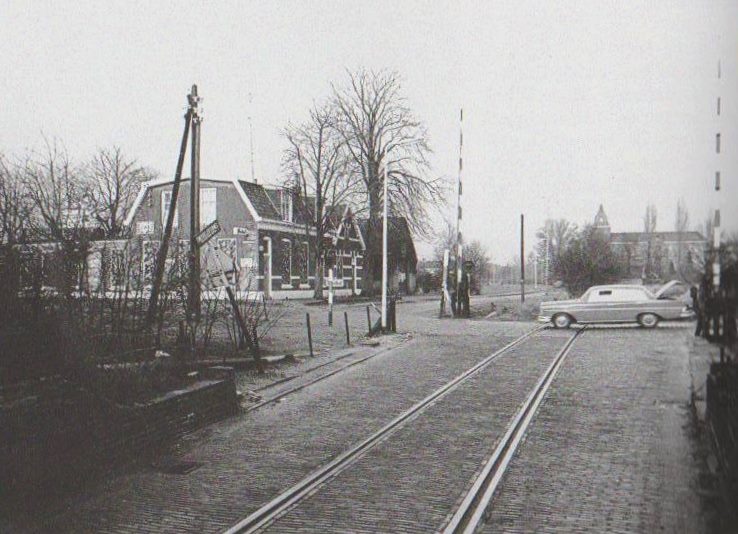 Lambertus Buddestraat Spoordijkstraat cafe Bouwhuis (3).jpg