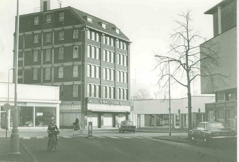 Beltstraat 1 vanaf Nijverheidstraat Zicht op 't Belthoes 1972.jpg