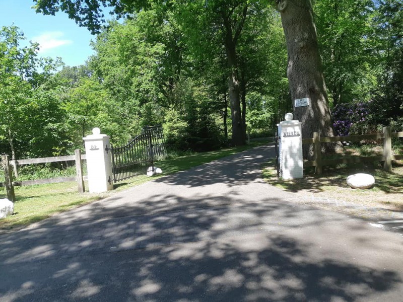 Stokhorstlaan poort landgoed De Vieker.jpg