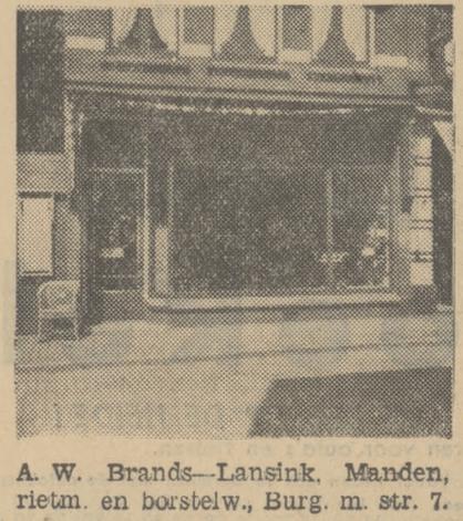 Burgemeesterstraat 7 A.W. Brands-Lansink, Manden, rietm. en borstelw., krantenfoto Tubantia 19-6-1934.jpg