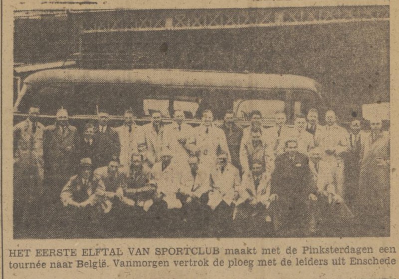 Sportclub Enschede met Pinsterdagen naar Belgie. krantenfoto Tubantia 24-5-1947.jpg