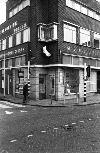 Hengelosestraat 30B hoek Parallelweg en Stationsplein Mengerink schoenmakerij.jpg