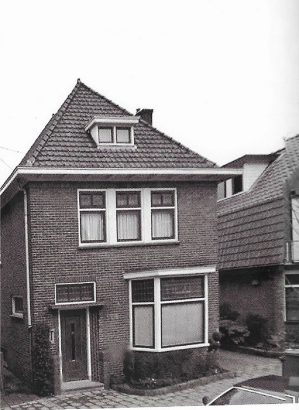 Lipperkerkstraat 511 W, Brugman steenhouwer.jpg