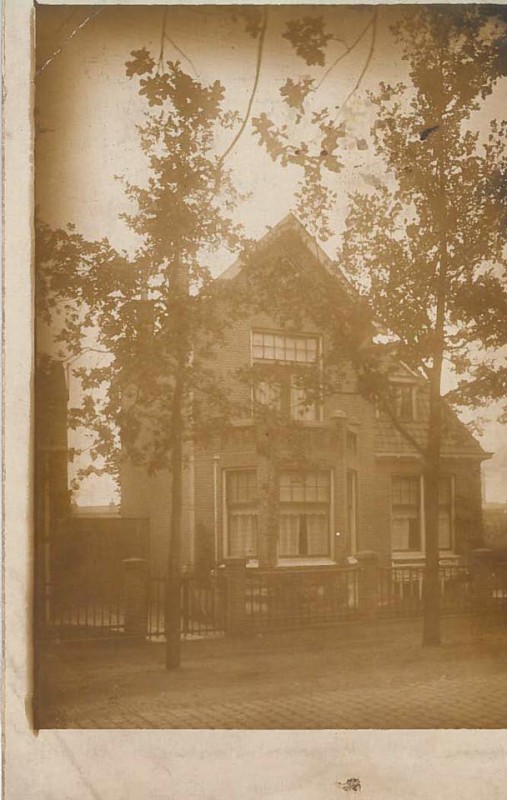 Oldenzaalsestraat 207 schuin tegenover Hu's Garden.jpg