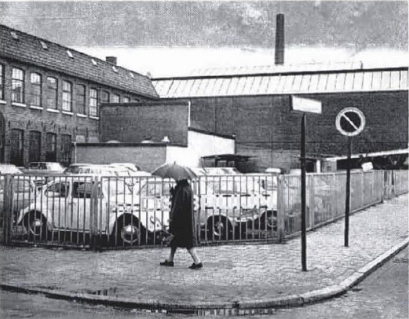 Oldenzaalsestraat 70-74 hoek Hoge Bothofstraat Machinefabriek De Bruijn gesloopt in 1976.jpg