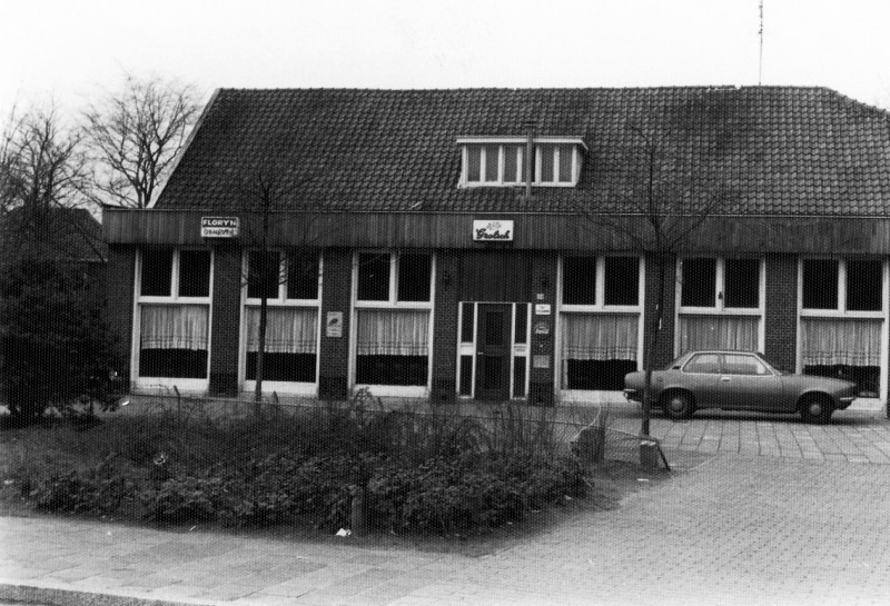 Kuipersdijk 204 Cafe Achterhuis ook wel cafe v.d. Broek en cafe Bos genoemd.jpg