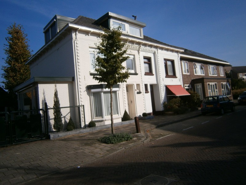 Veldkampstraat 24-30 woning 2015.JPG
