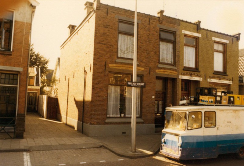 Walhofstraat 63 foto 1977.jpg