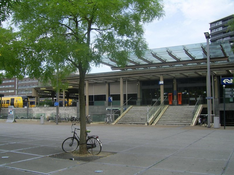 Station NS Enschede 05-08-2012.jpg