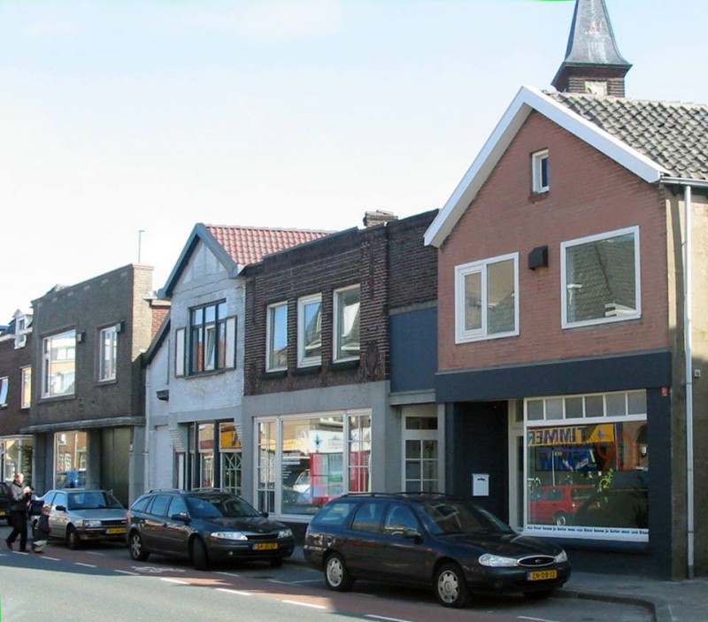 Deurningerstraat 90 tot en met 96 rechts terazzowerkplaats van Martina.jpg