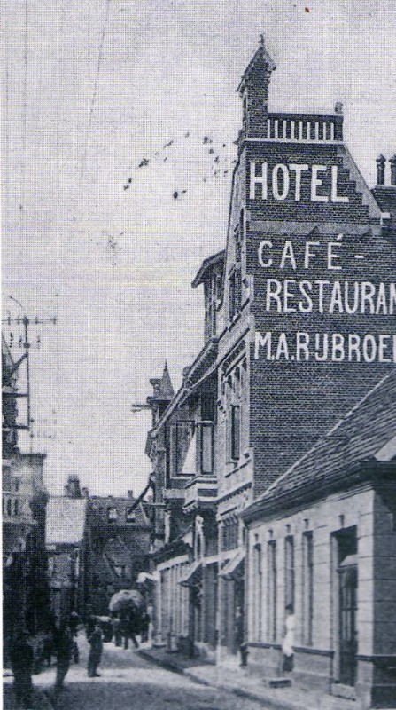 Zuiderhagen 43 Hotel cafe restaurant M.A. Rijbroek.jpg