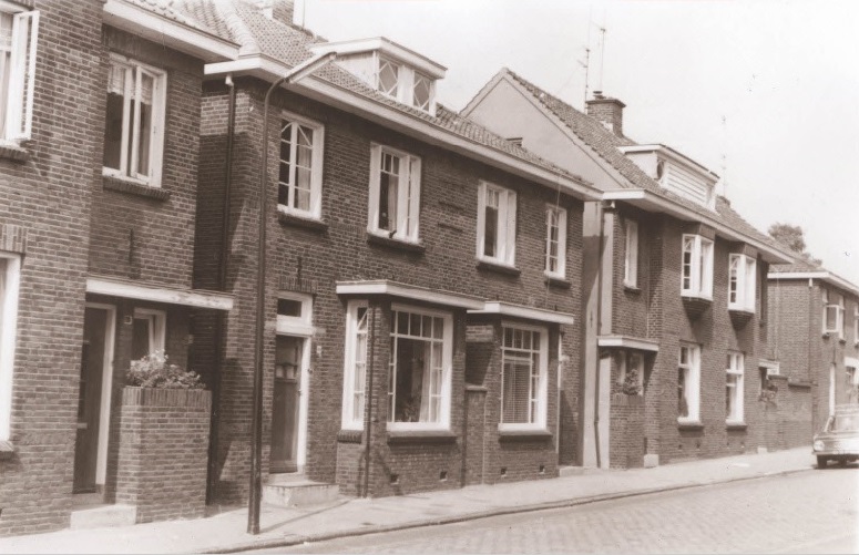 Kortelandstraat 14-16 woningen 1967.jpg