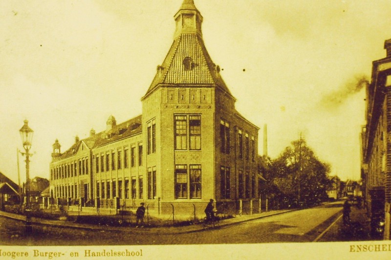 C.F. Klaarstraat hoek Beltstraat Hoogere Burger- en Handelsschool.JPG