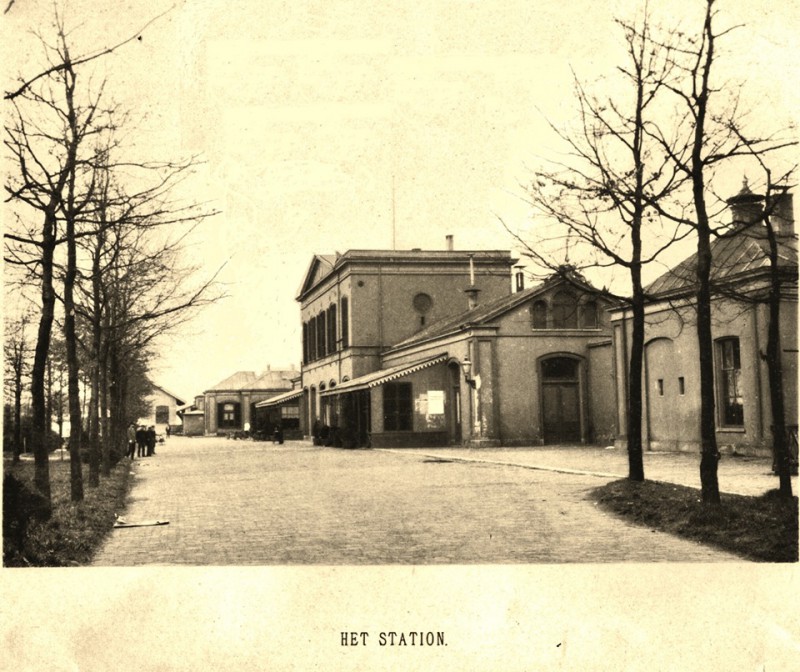 Parkweg oude station S.S. 1922.jpg