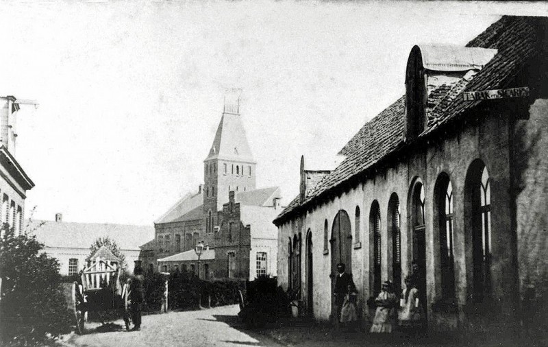 Kloosterstraat Larink-sticht klooster 1890 Met zicht vanaf Parallelweg richting centrum .jpg