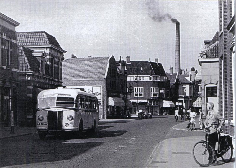 Haaksbergerstraat 63 hoek Koningstraat links Emmastraat.jpg