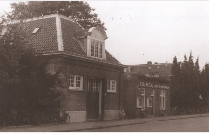 Piet Heinstraat 3 Voormalig koetshuis en kantoor van E.N.-N.E.N. Verzekeringen 1967.jpg