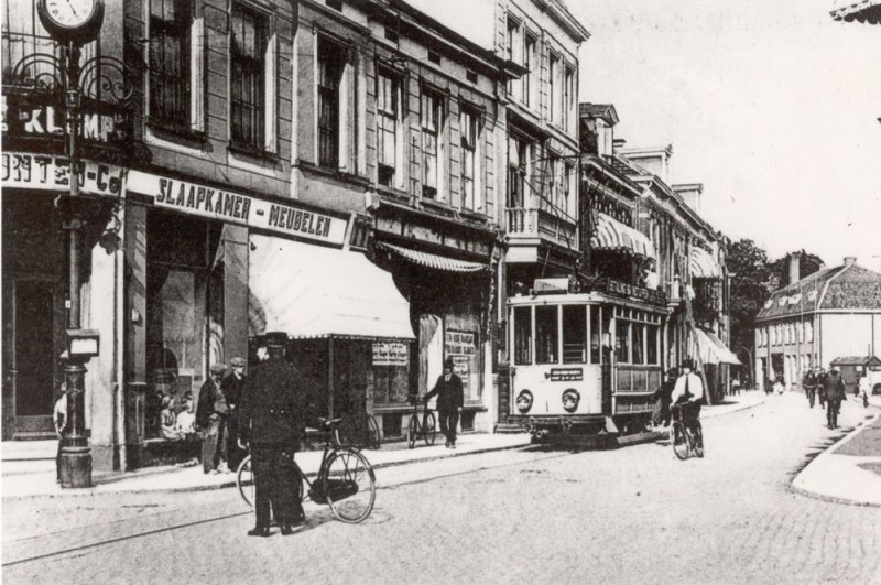 Gronausestraat 1 Lunter tram.jpg