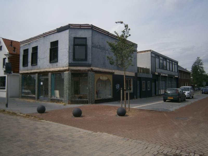 Leliestraat 101 hoek Meidoornstraat.JPG