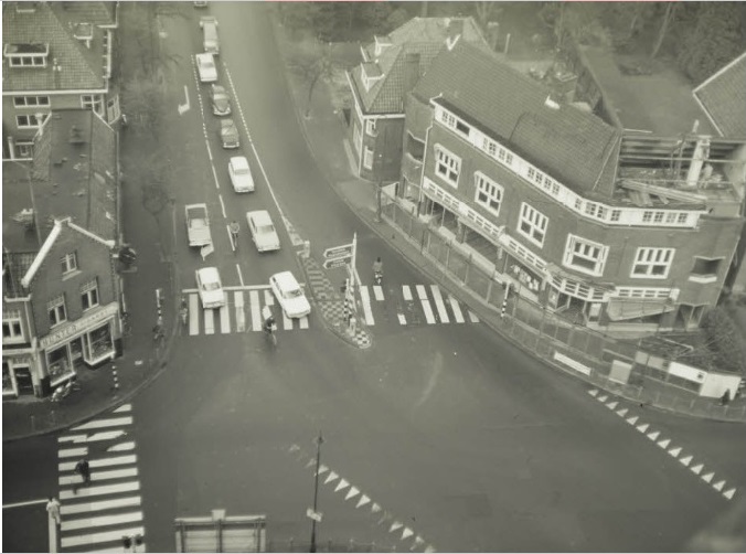 Ripperdastraat 2-4 Uitzicht vanaf ITC flat  30-1-1972.jpg