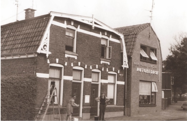 Ribbeltsweg 47-51 woningen en autobedrijf Van Oene en Zn. 1967.jpg