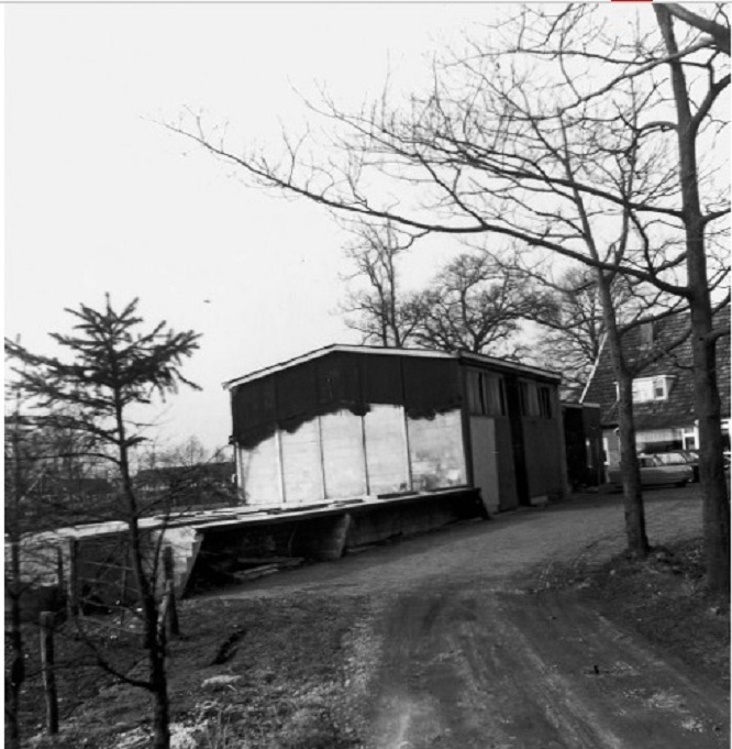 Groot Bruninkstraat Schuur bij Café Ter Riet  Meisters Mina. 10-4-1969.jpg