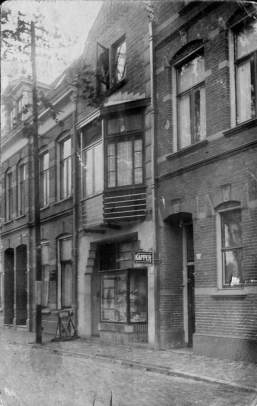 Molenstraat 12 kapperszaak Willem Nijhuis.jpg