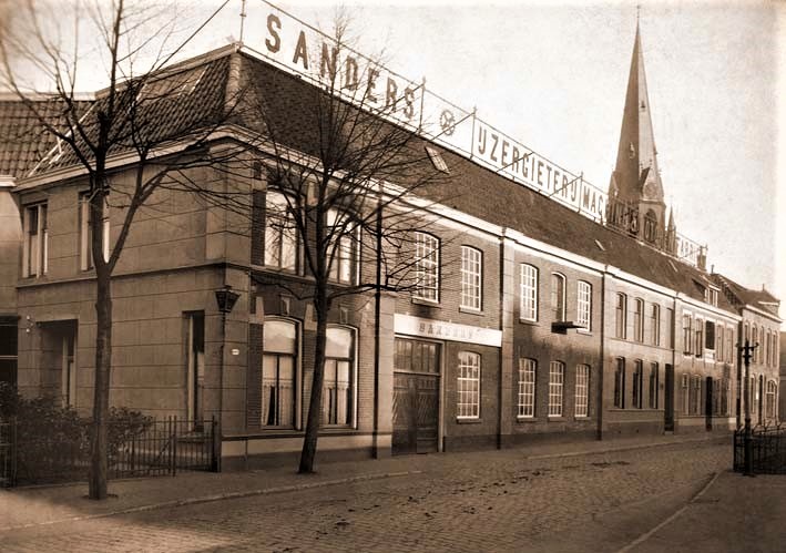 Molenstraat 77-81 Sanders IJzergieterij (2).jpg