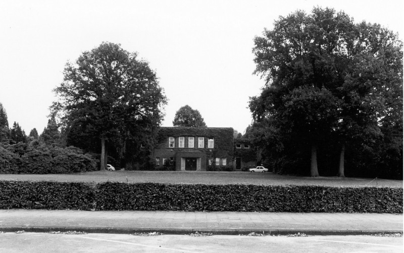 Noord Esmarkerrondweg 407 De algemene Oosterbegraafplaats is een begraafplaats geopend in 1899.Het is een Rijksmonument..jpg