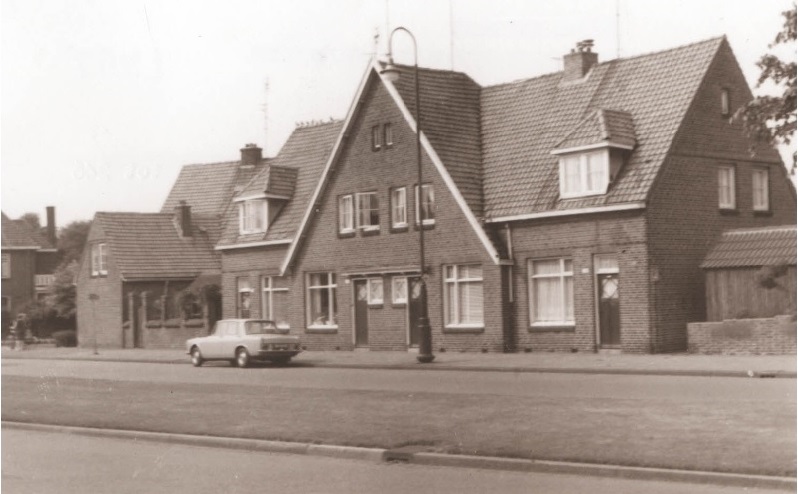 Pathmossingel 240-244 woningen 1967.jpg