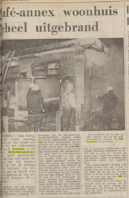Tweede Bothofdwarsstraat 9 brand cafe Harmsen. krantenbericht Tubantia 20-2-1974.jpg
