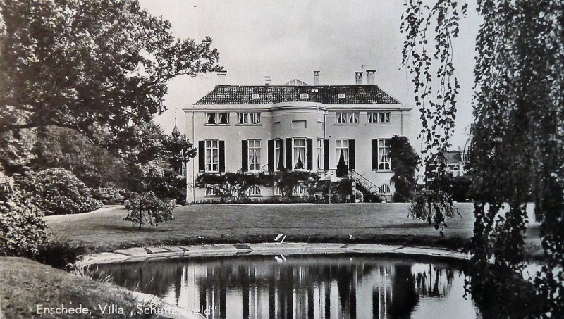 Hengelosestraat 113 villa Schuttersveld vijver.jpg