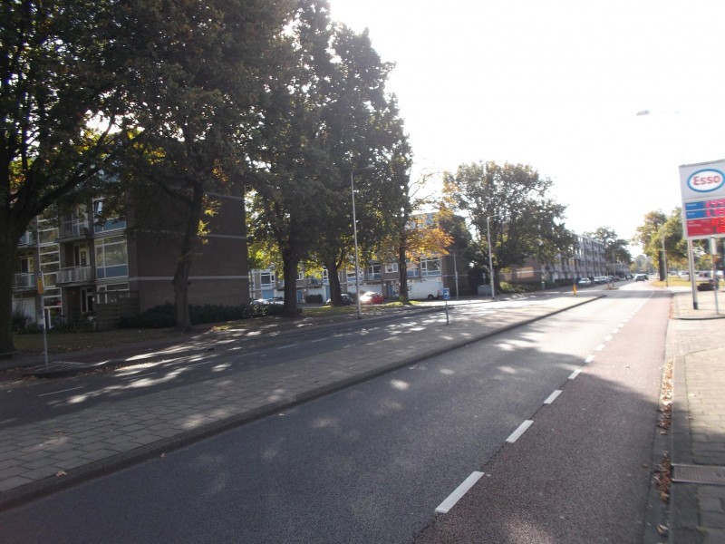 burg. van Veenlaan 10-10-2012.jpg