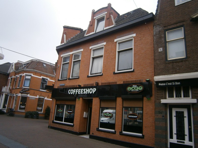Noorderhagen 56 hoek Van Lochemstraat Coffeeshop.JPG