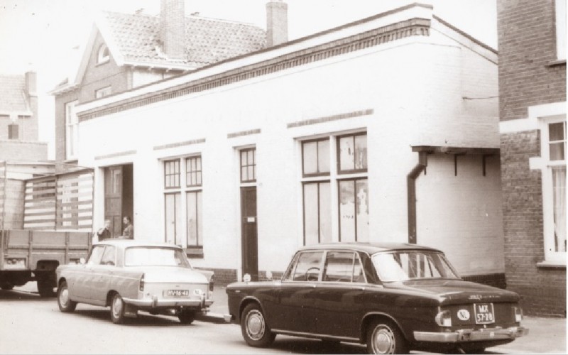 Blekerstraat 83-85 woningen 1967.jpg